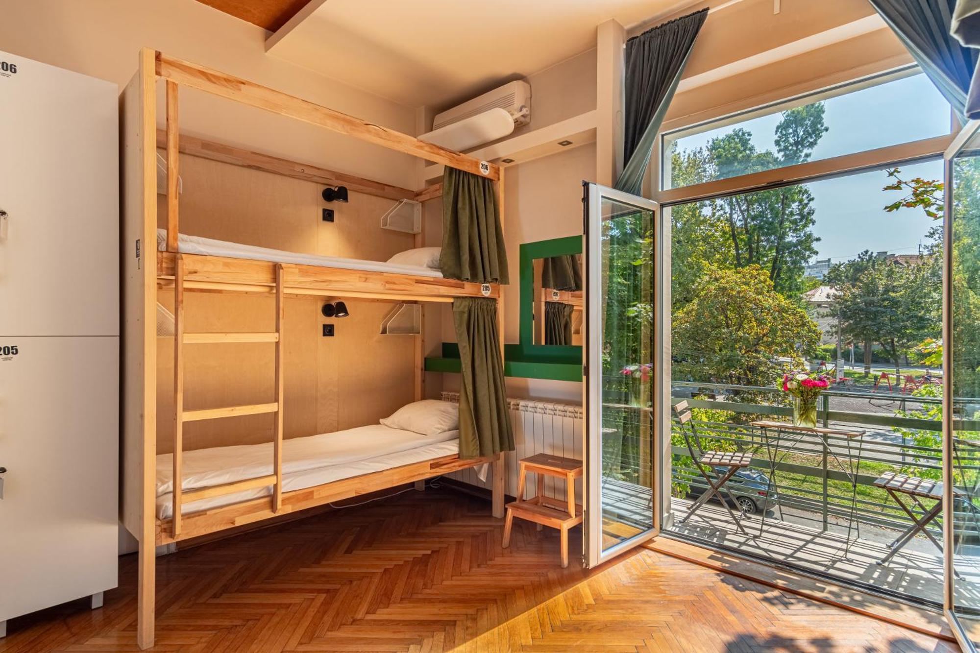Cabbage Hostel Belgrad Exterior foto
