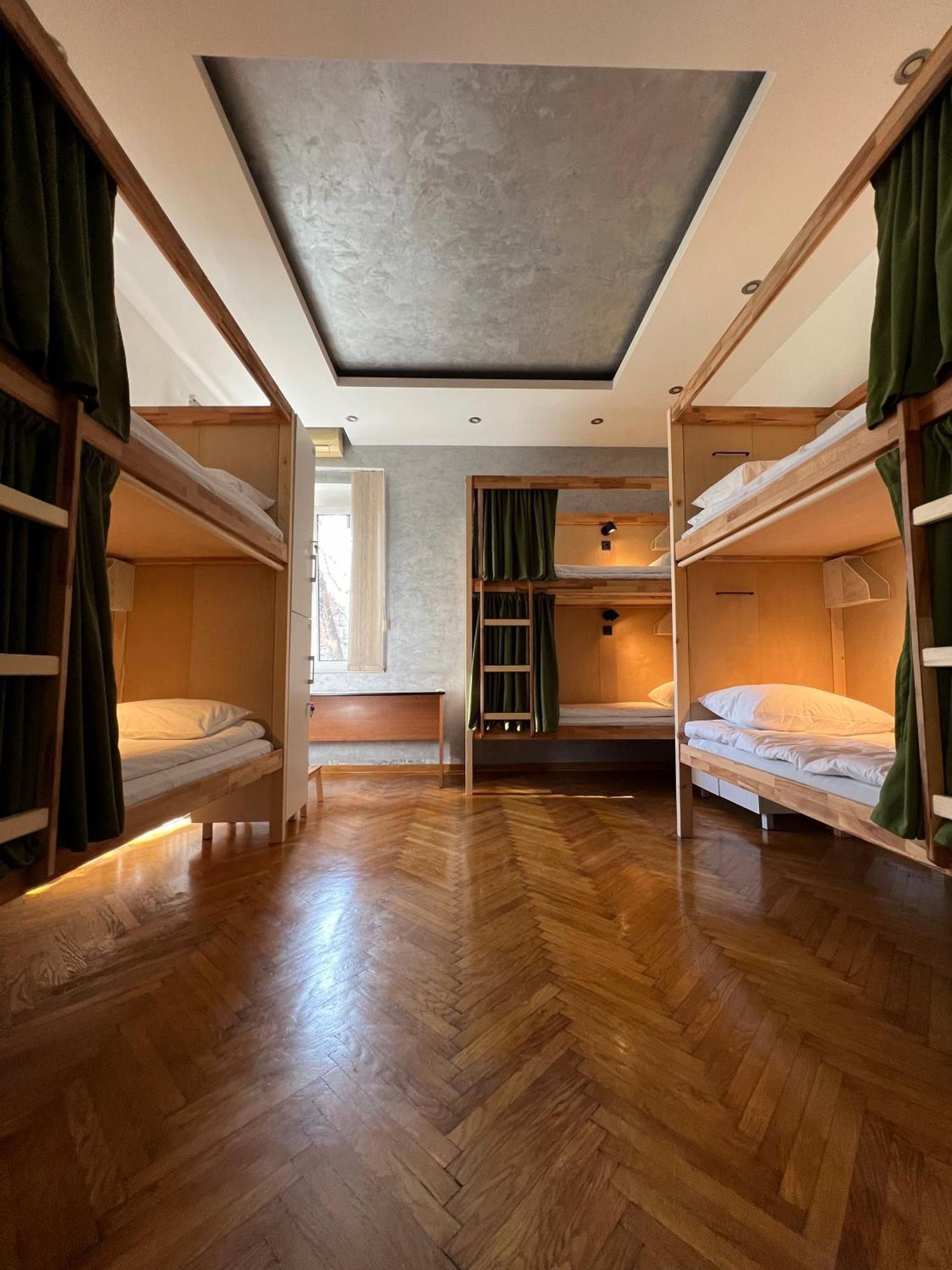 Cabbage Hostel Belgrad Exterior foto
