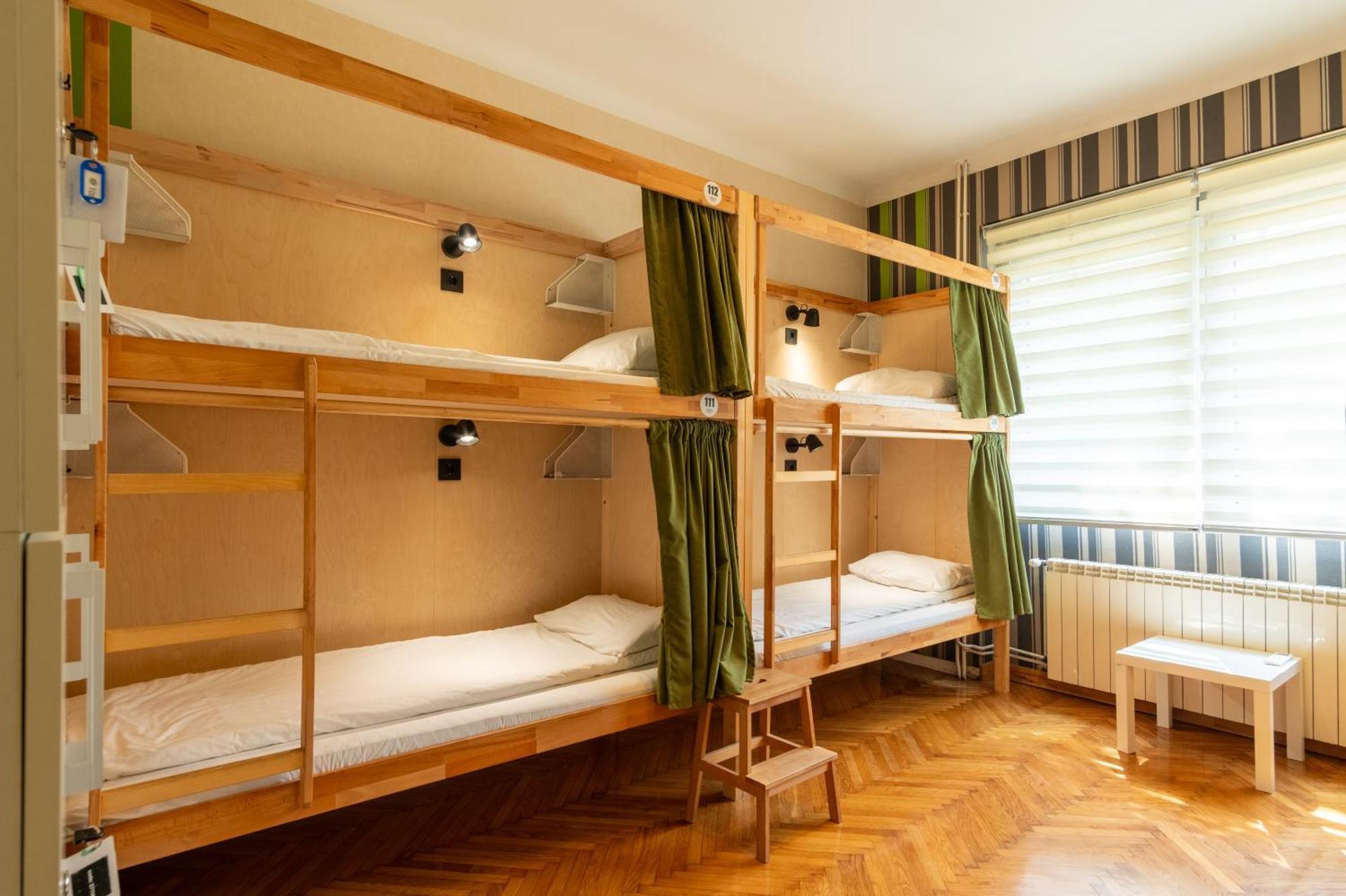 Cabbage Hostel Belgrad Exterior foto