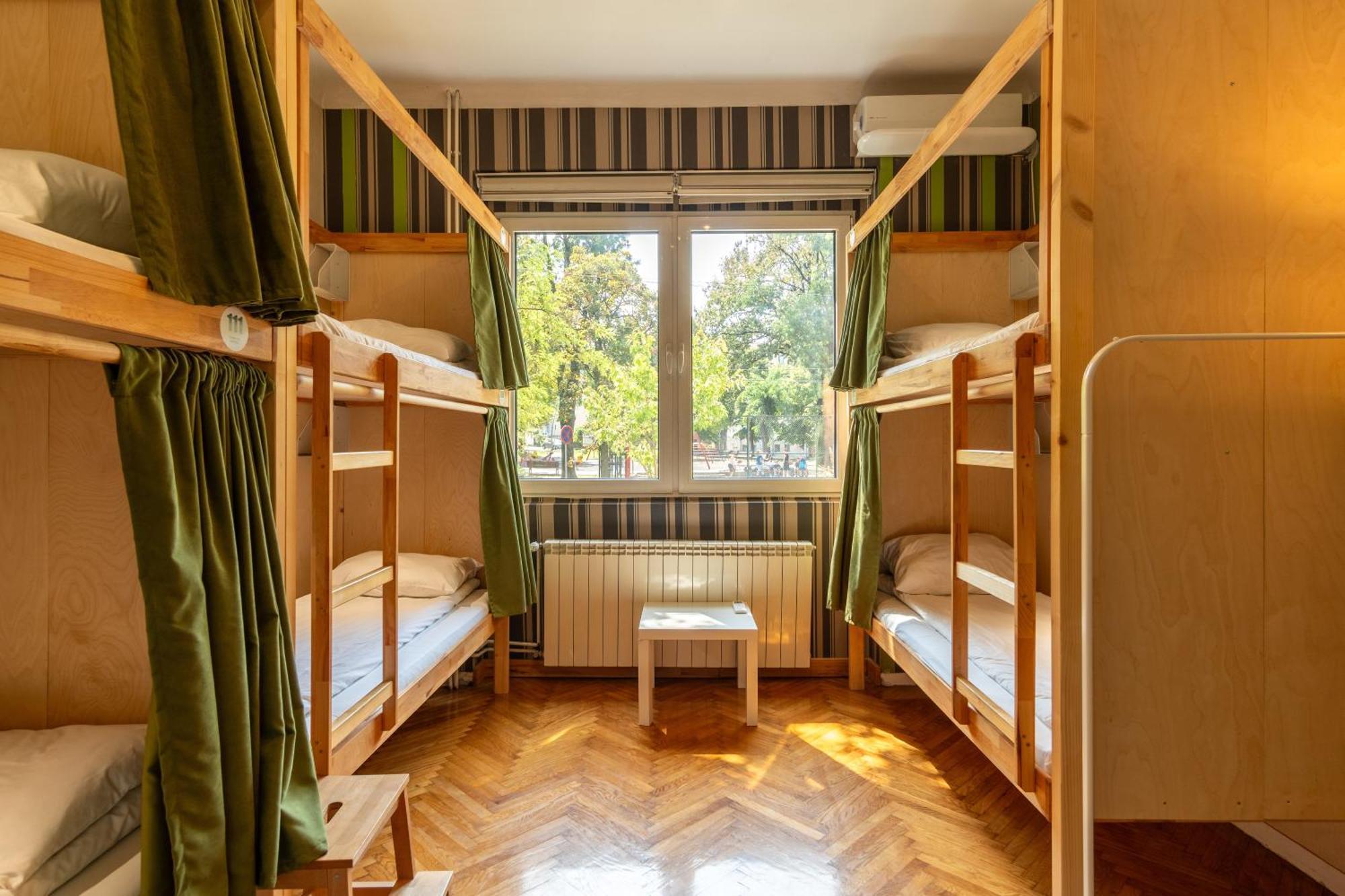 Cabbage Hostel Belgrad Exterior foto