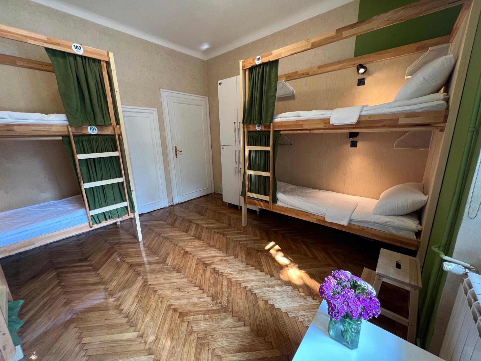 Cabbage Hostel Belgrad Exterior foto