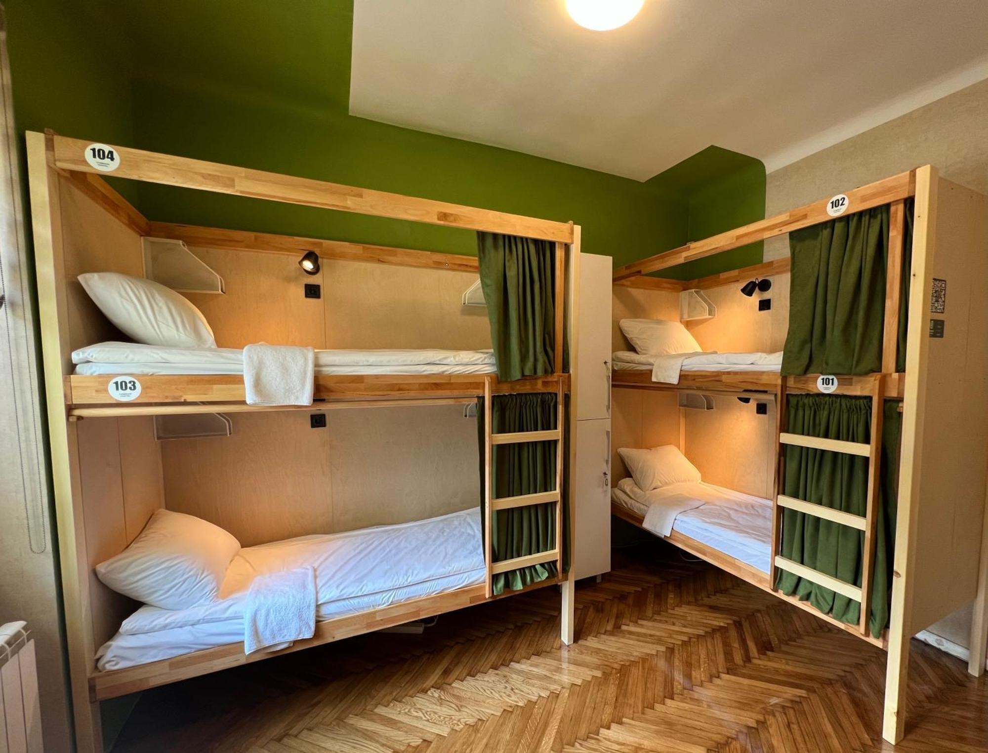 Cabbage Hostel Belgrad Exterior foto