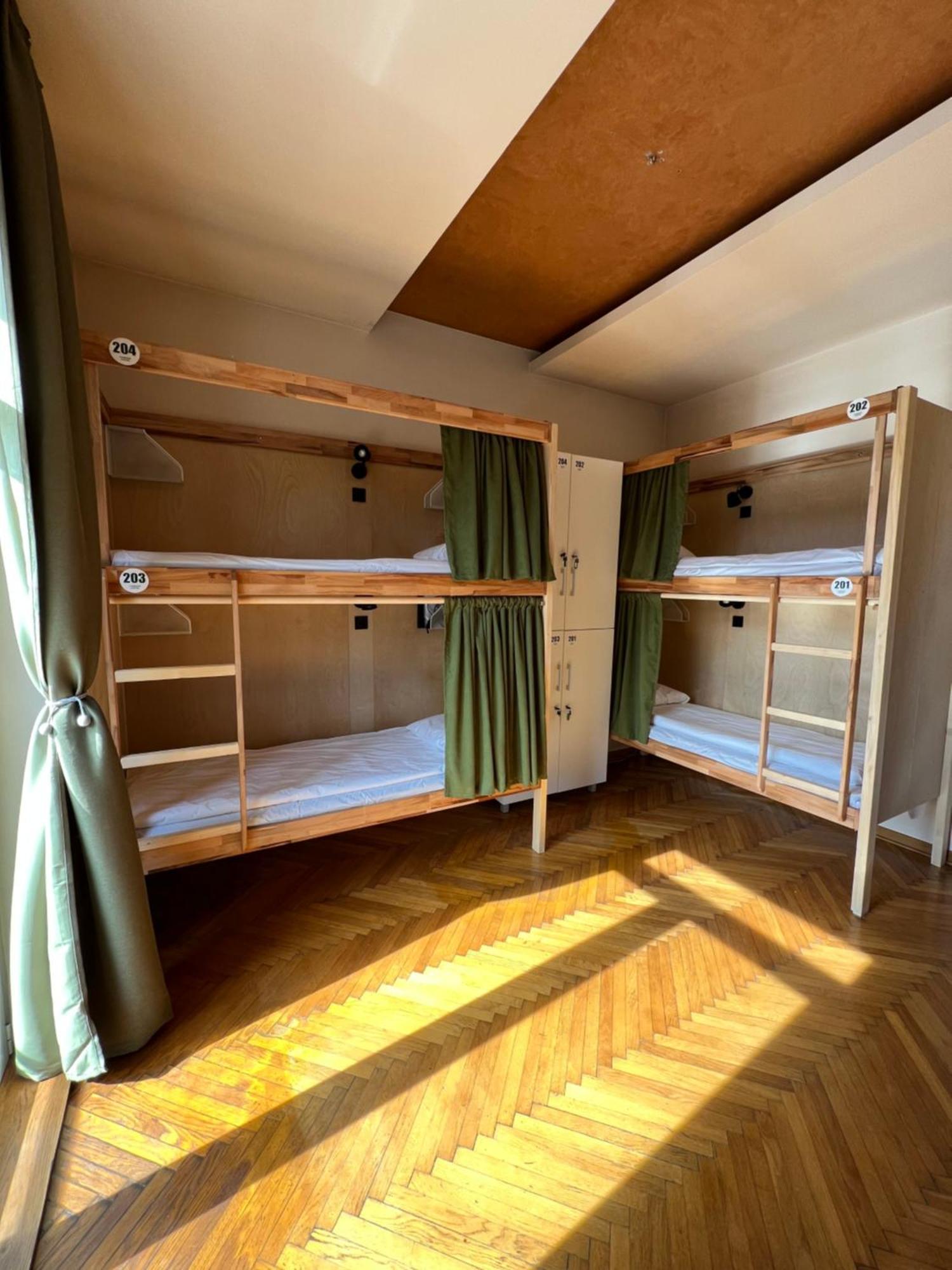 Cabbage Hostel Belgrad Exterior foto